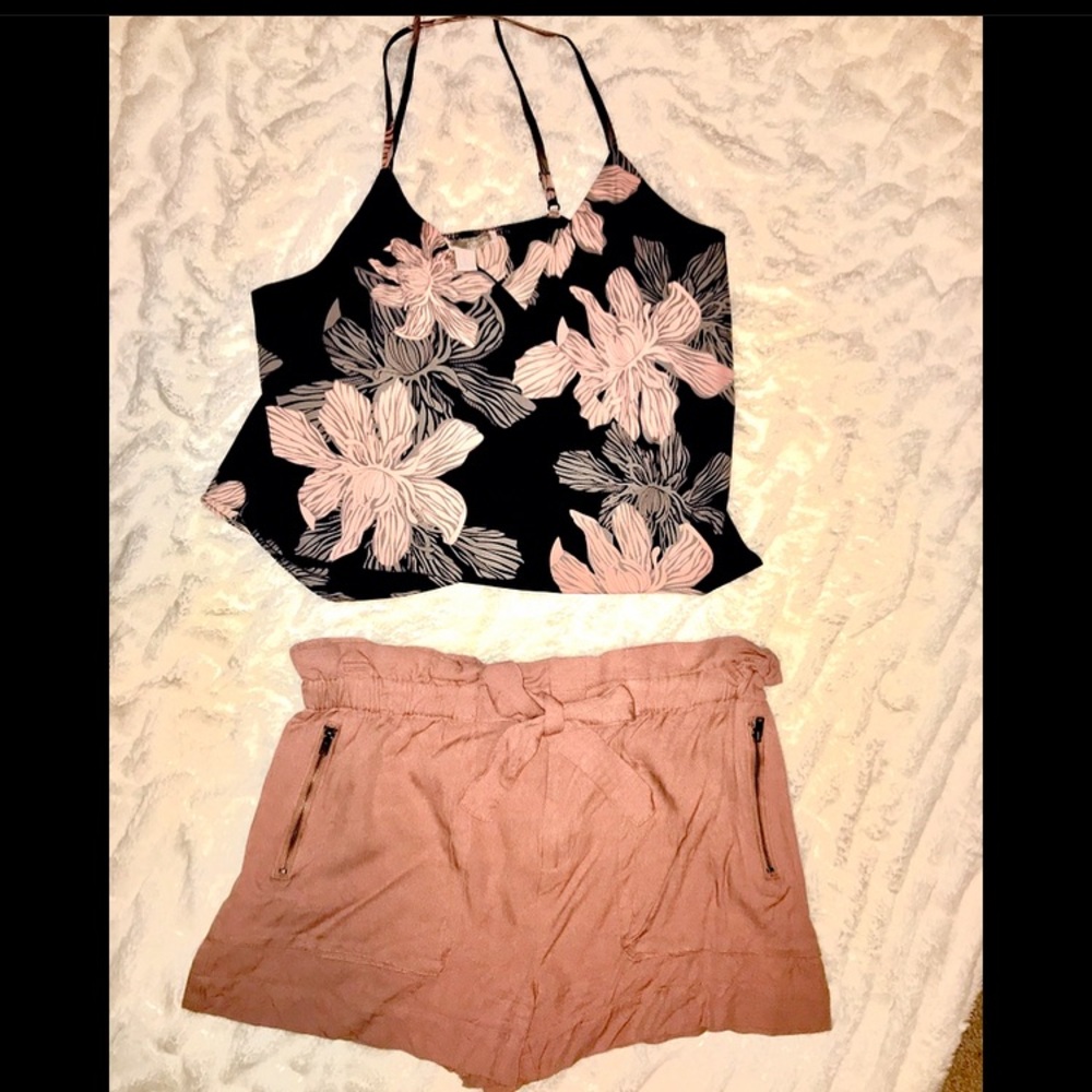 I’m bundling for you! Tank and shorts